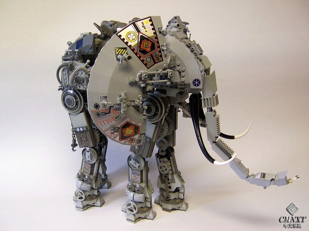 LEGO MOC Robot elephant 1.jpg