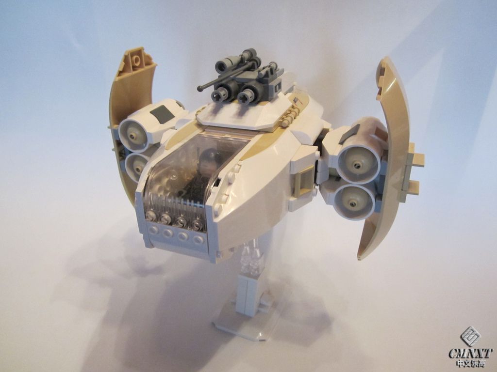 LEGO MOC Space 241 Osmanthus class shutttle.jpg