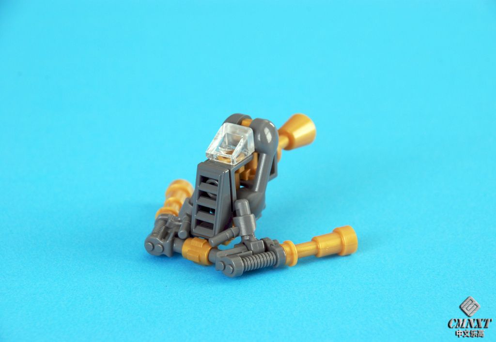 LEGO MOC Space 258 Thunder Parrot.jpg