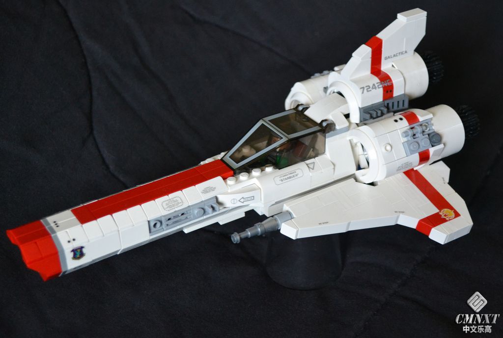 LEGO MOC Space 285 Mk II Viper.jpg