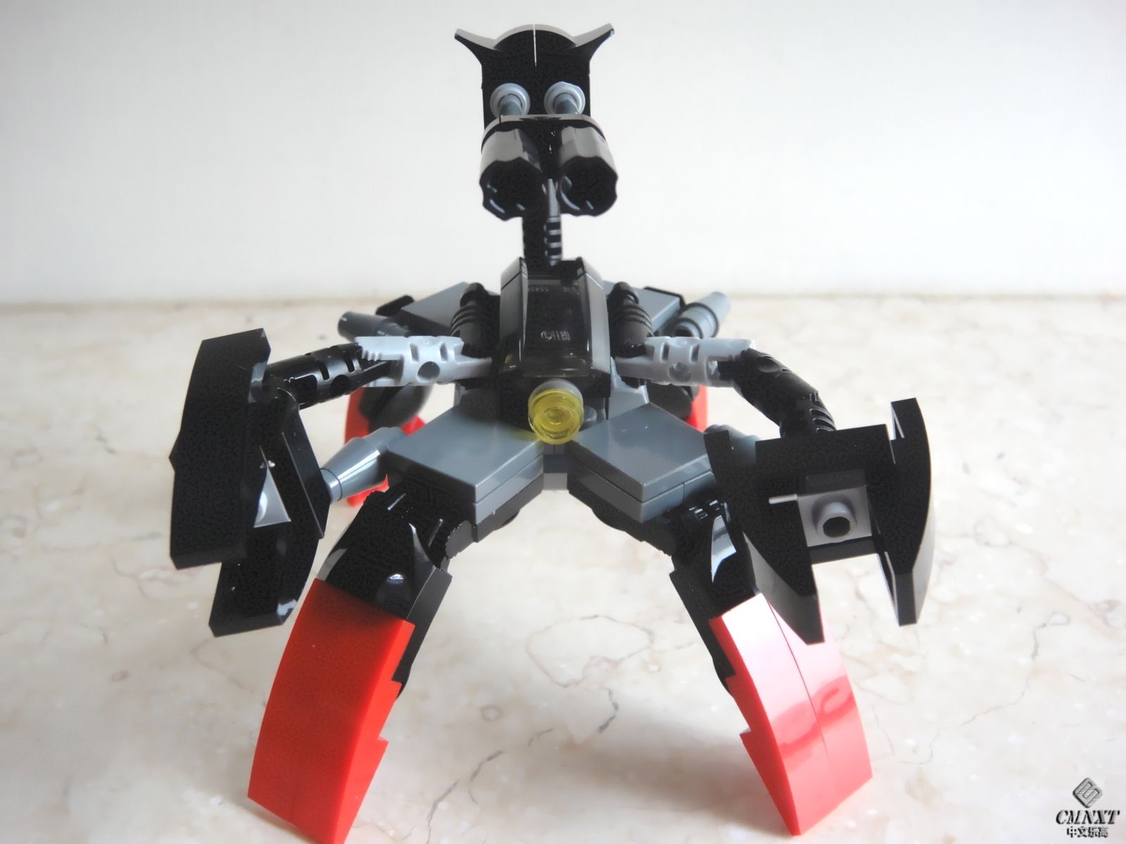 LEGO MOC - Evil Beats Scorpion 01 Front.jpg