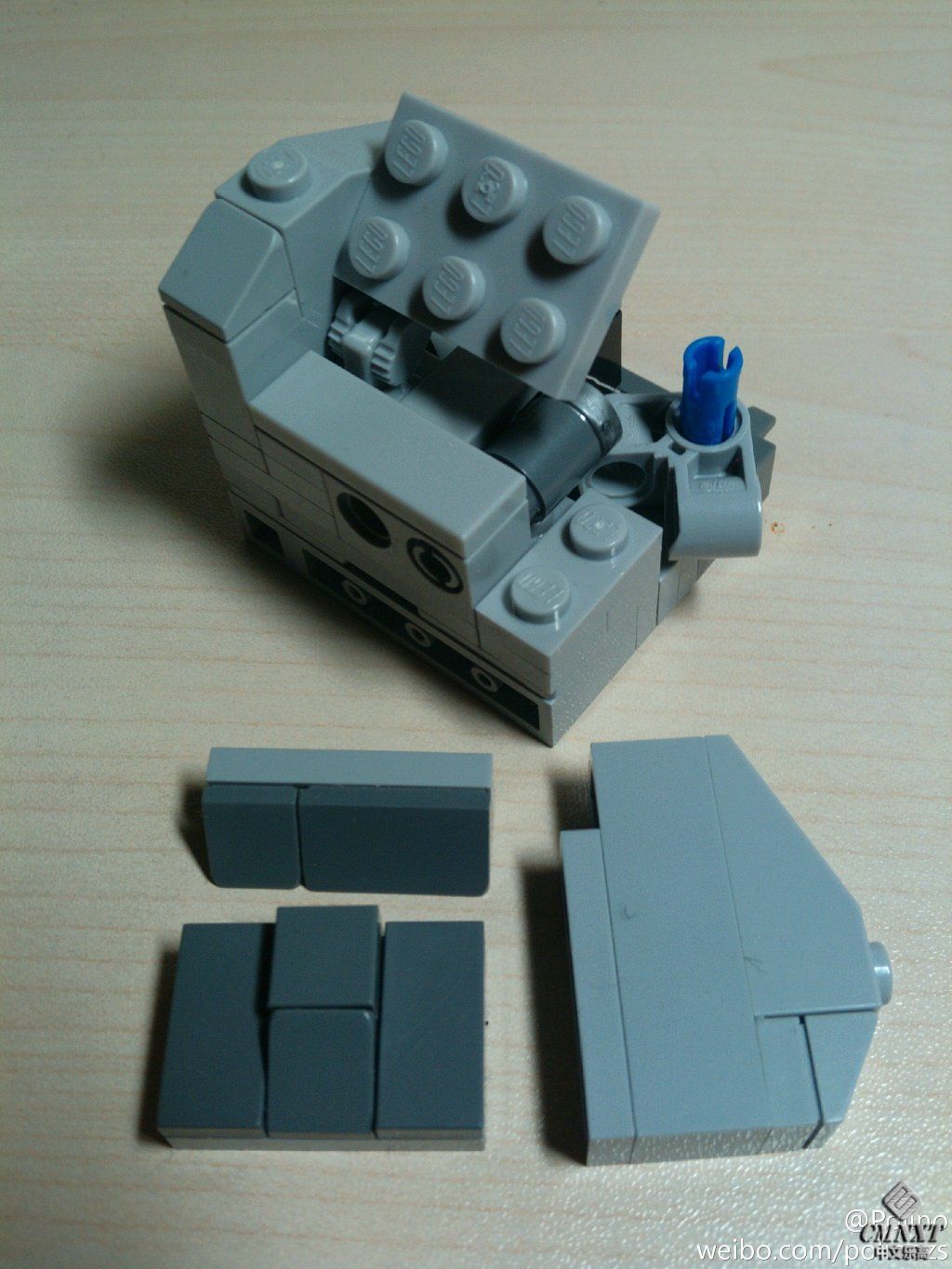 LEGO MOC - Rebuilding Zaku 12.jpg