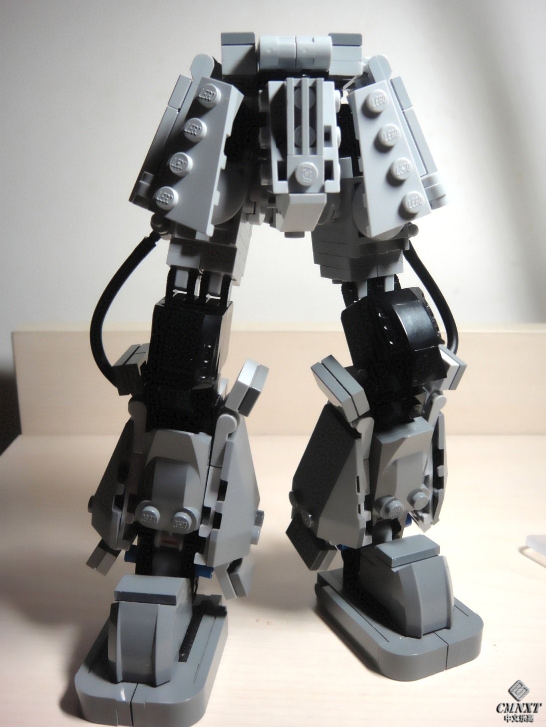 LEGO MOC - Rebuilding Zaku 26.JPG