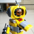 MOC - Household Bot Yellow Crystal 家政机器人黄水晶