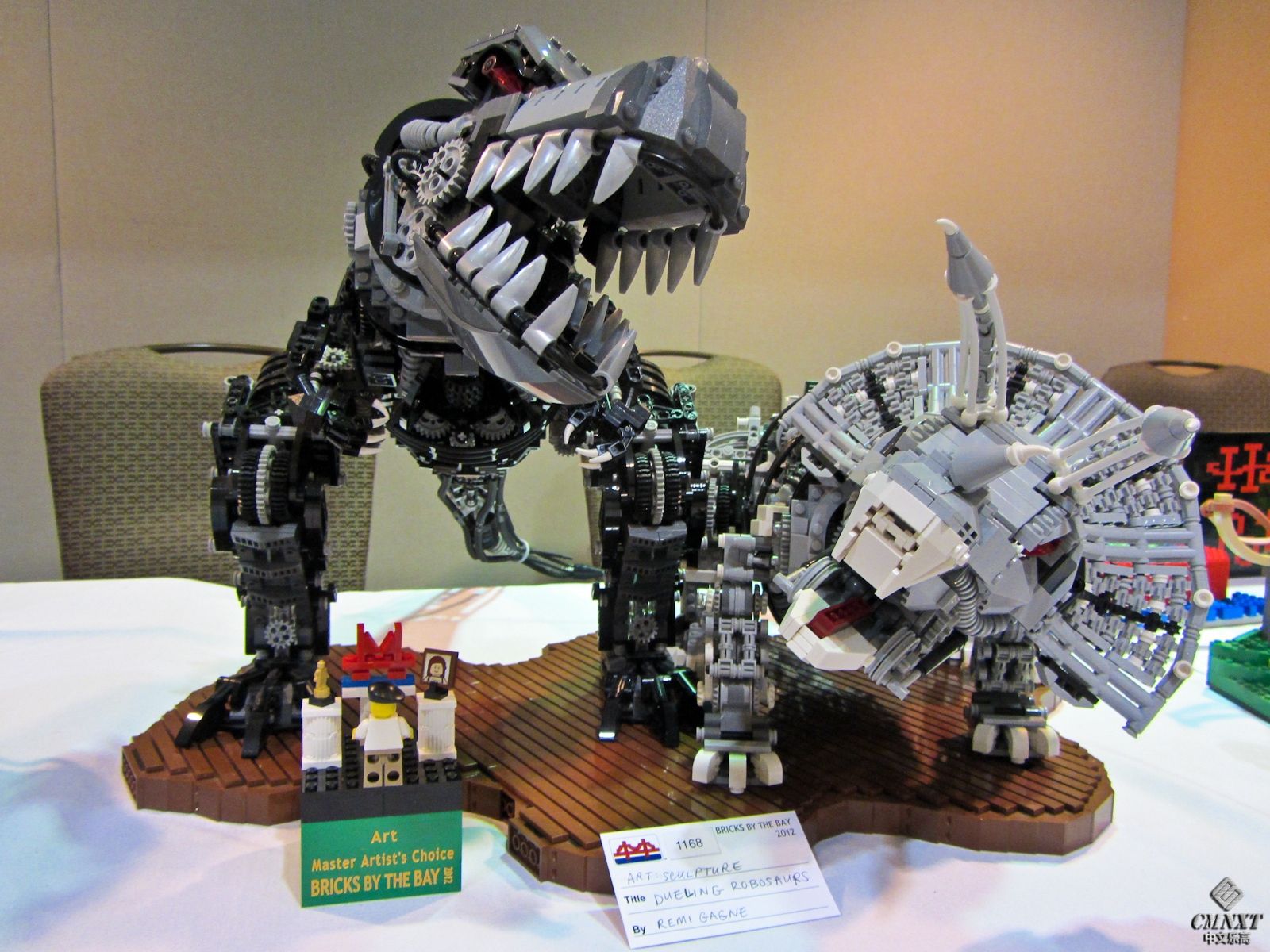 LEGO MOC Robo Rex 08.jpg