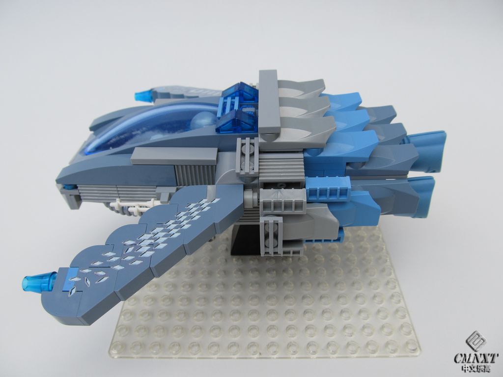 LEGO MOC Space 039 Helio Runner.jpg