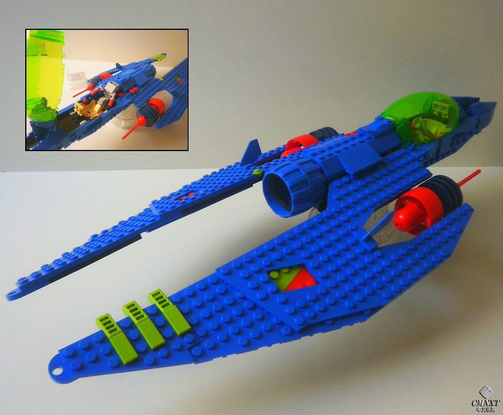 LEGO MOC Space 045 Sirius S-1001 Ampera.jpg