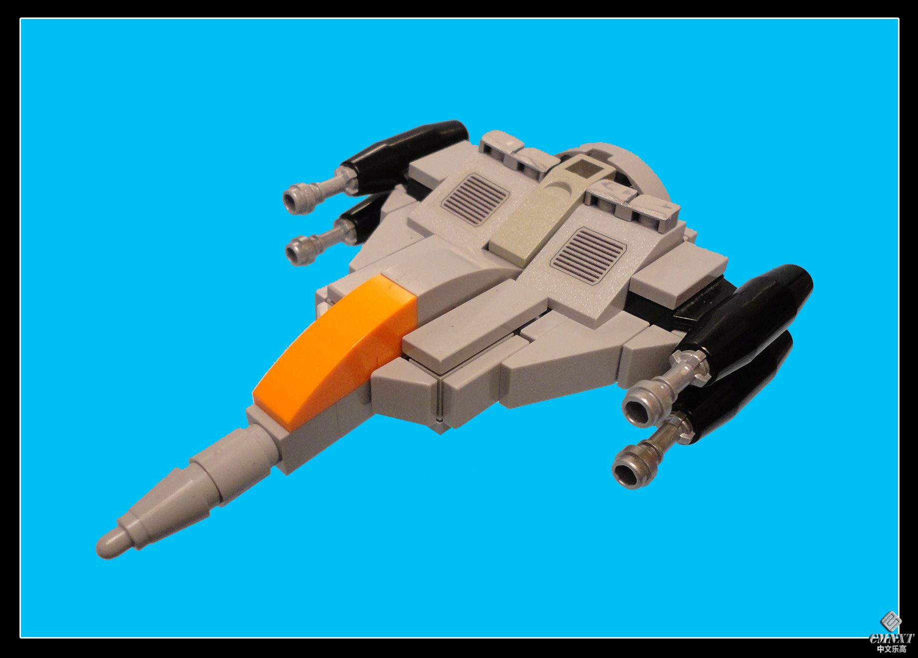LEGO MOC Space 072 Shmup starfighter.jpg