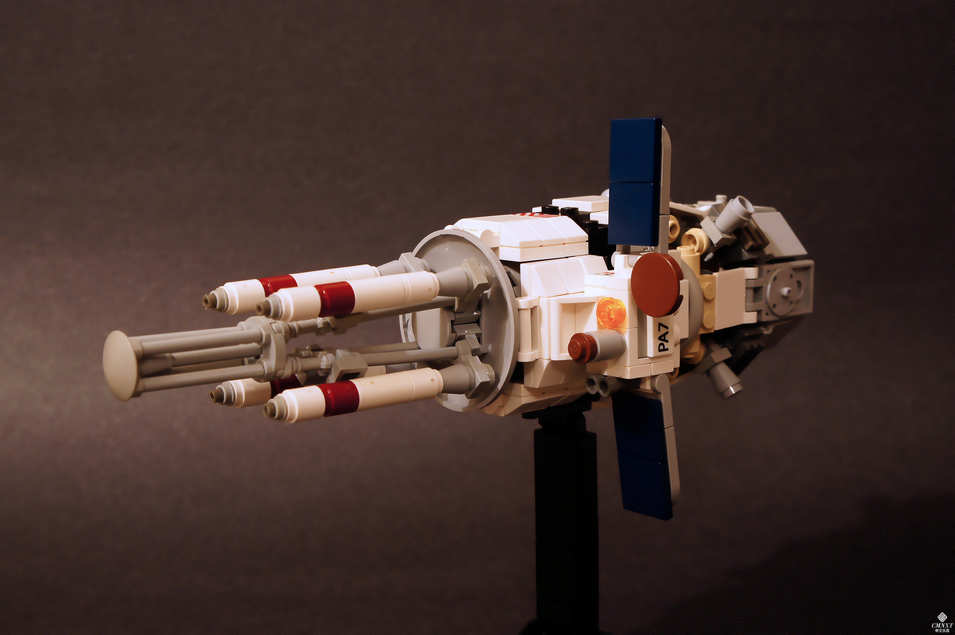 LEGO MOC Space 084 Special Delivery Project Ascension.jpg