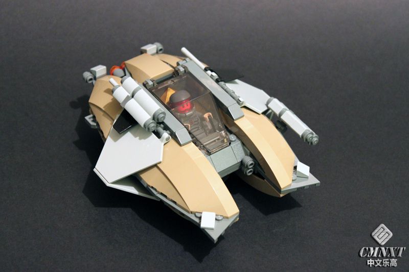 LEGO MOC Space 124 Desert speeder.jpg
