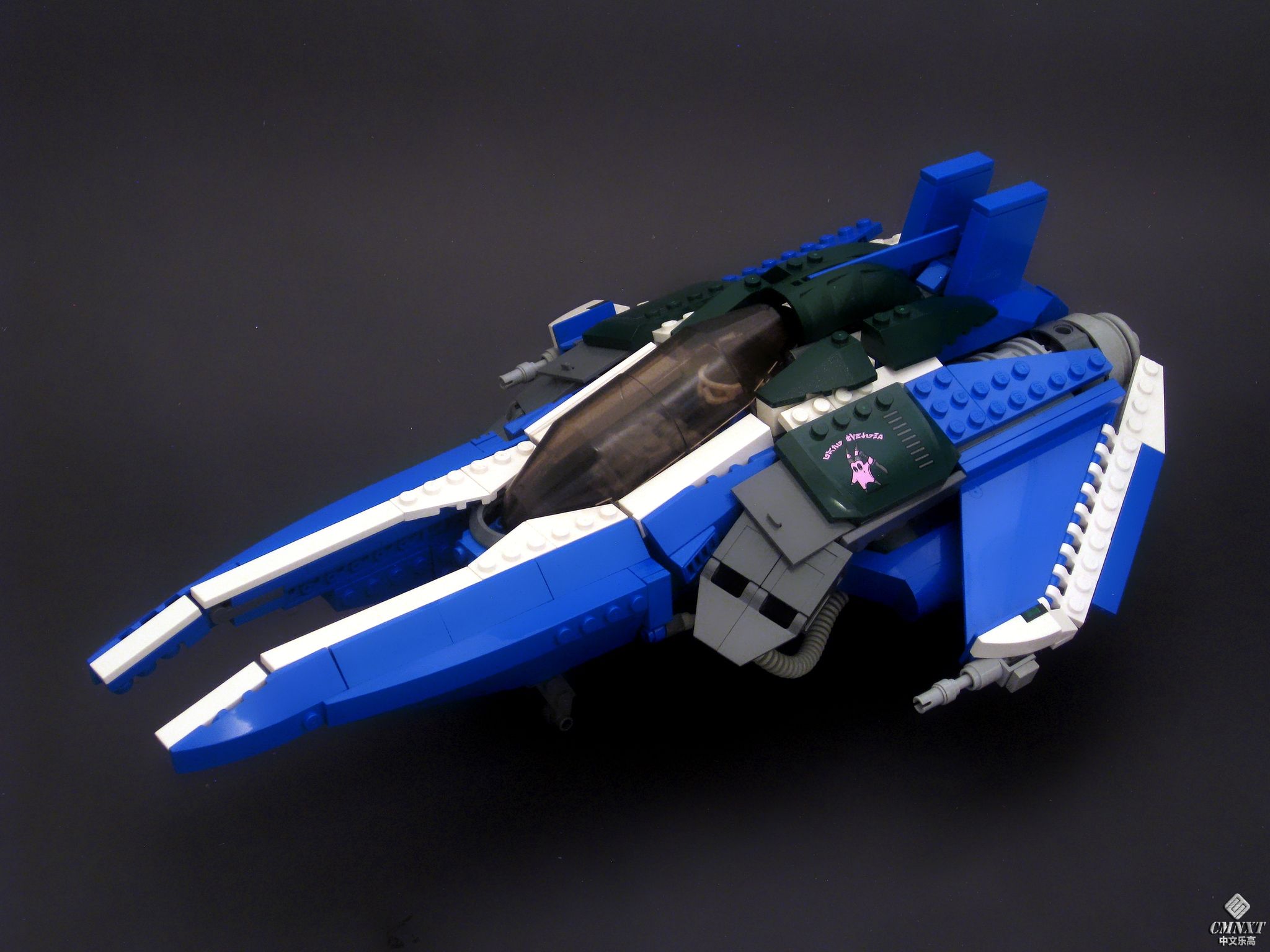 LEGO MOC Space 139 Castor Class Heavy Fighter.jpg