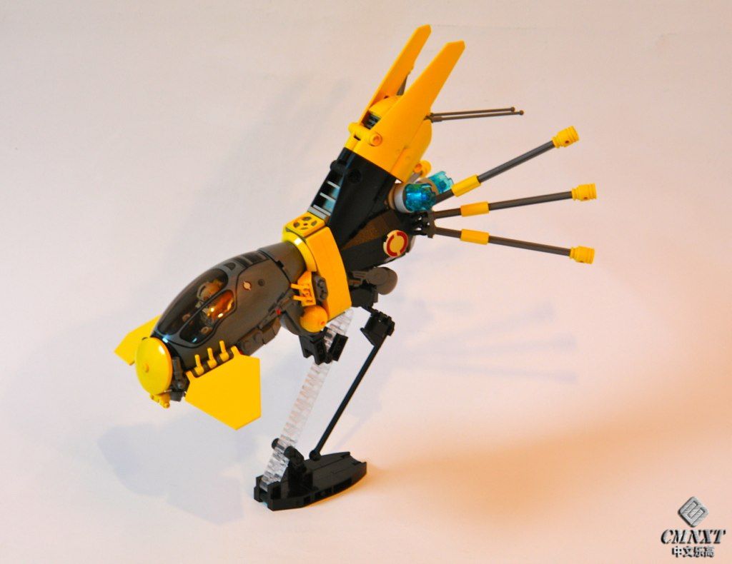 LEGO MOC Space 231  Lionfish MK.IV.jpg