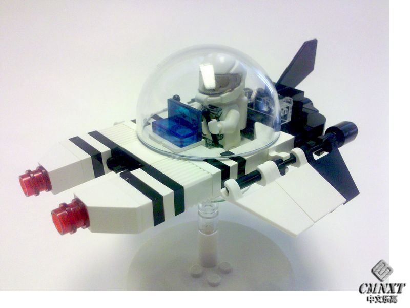 LEGO MOC Space 417 Space dart 2.jpg