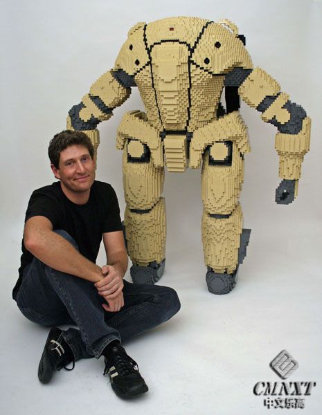 LEGO MOC Art 012 Capcom Robot 02 - Nathan Sawaya.jpg