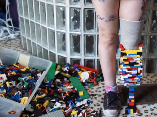 6C8165005-legoleg1.blocks_desktop_medium.jpg