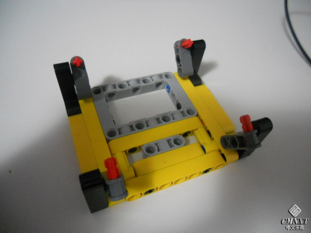 LEGO camera stand 001.jpg