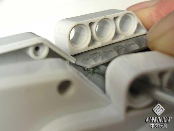 hidden-screw.jpg