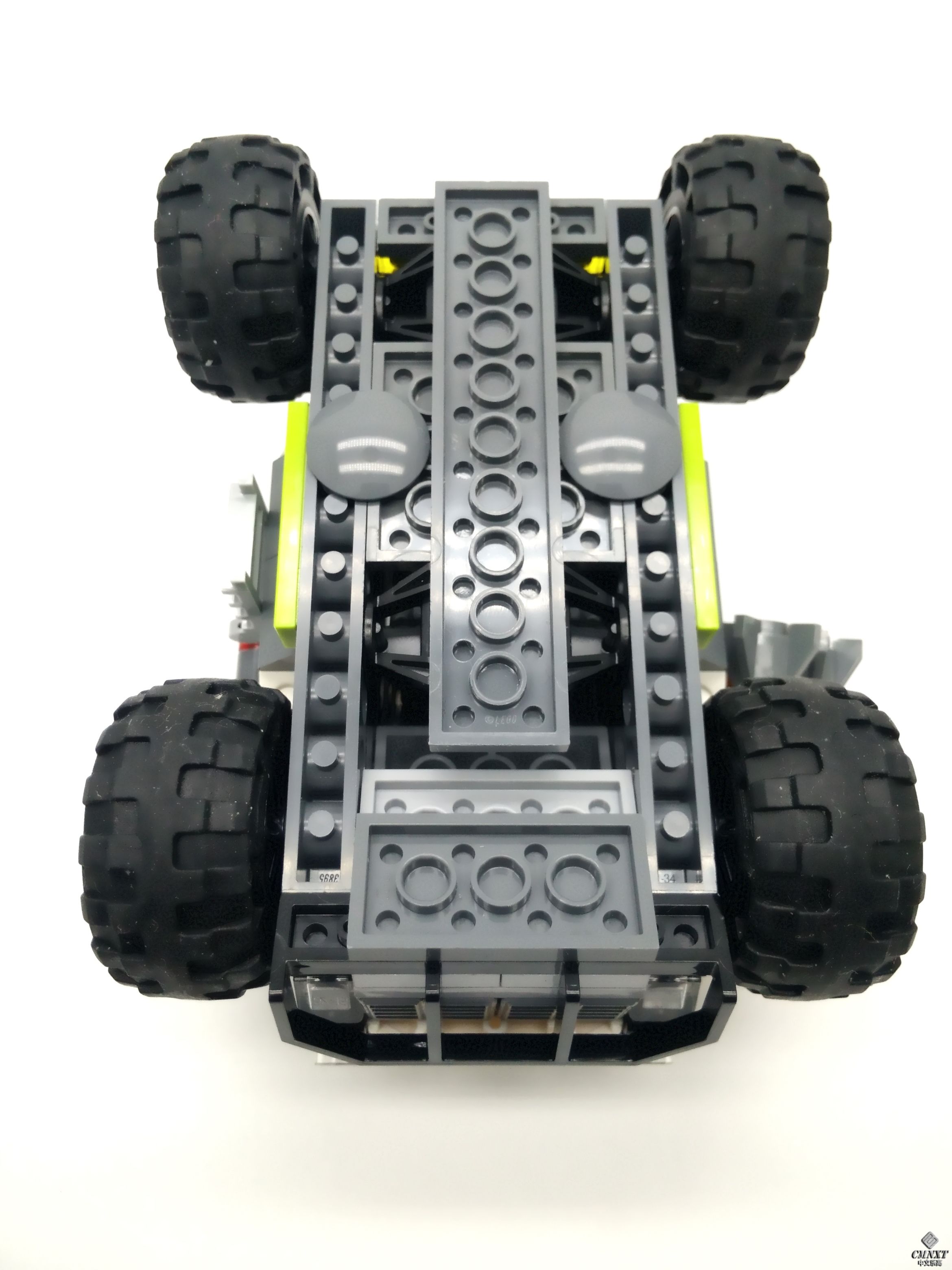 LEGO MOC - 76041 Super Hero Battle Vehicle Enhanced 09.jpg