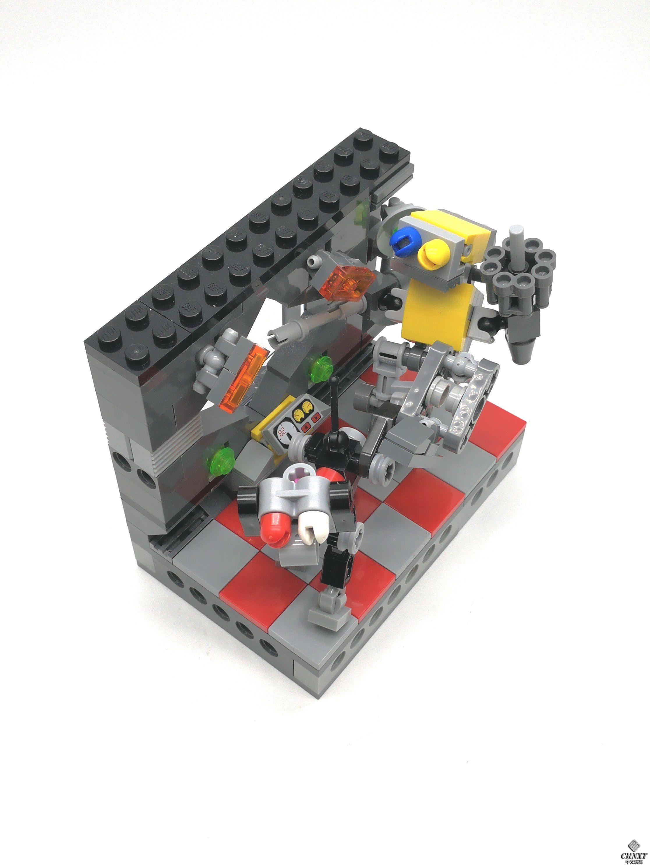 LEGO MOC - Quarrelsome Couple 欢喜冤家 04 small.jpg