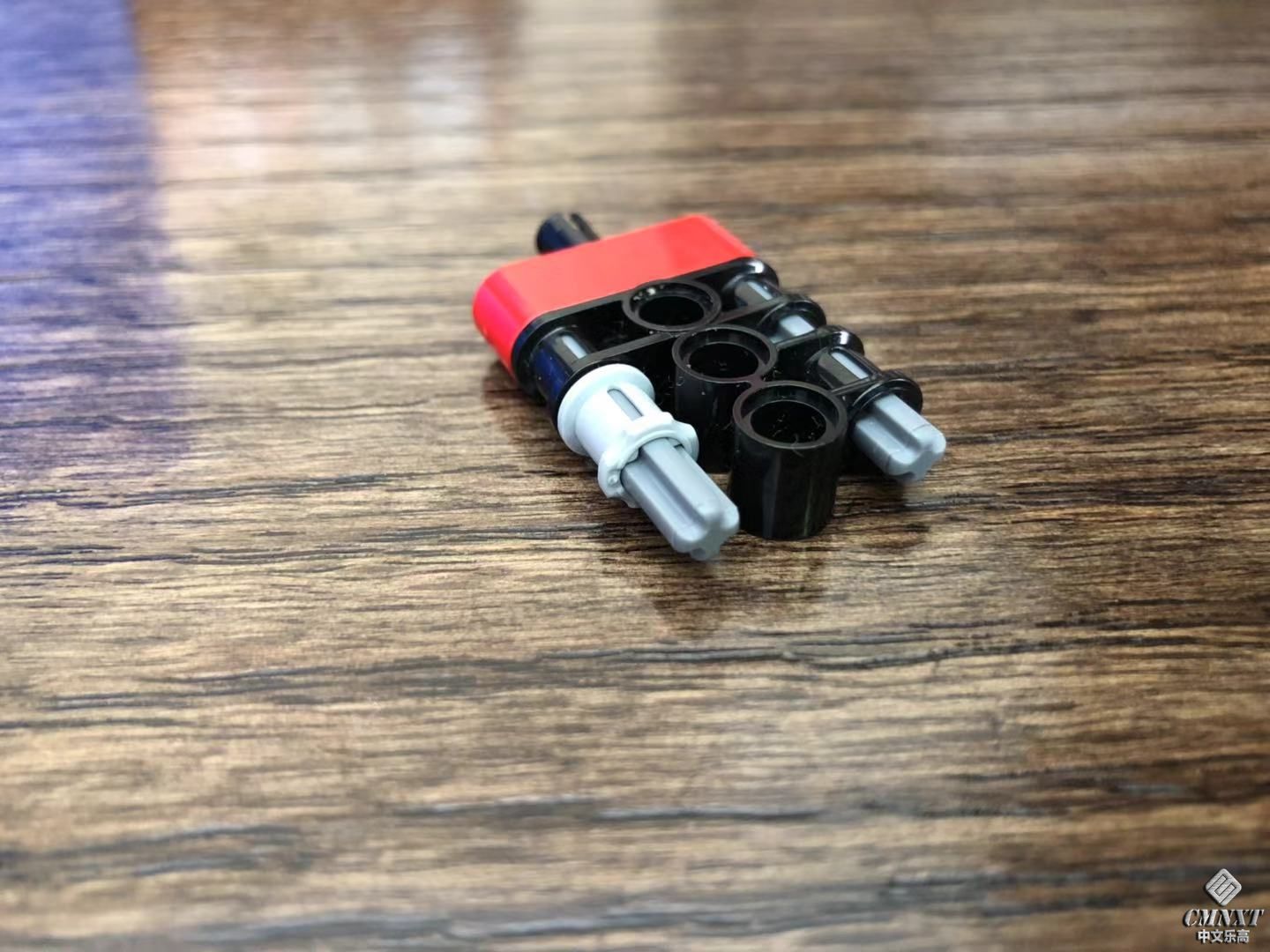 V8发动机