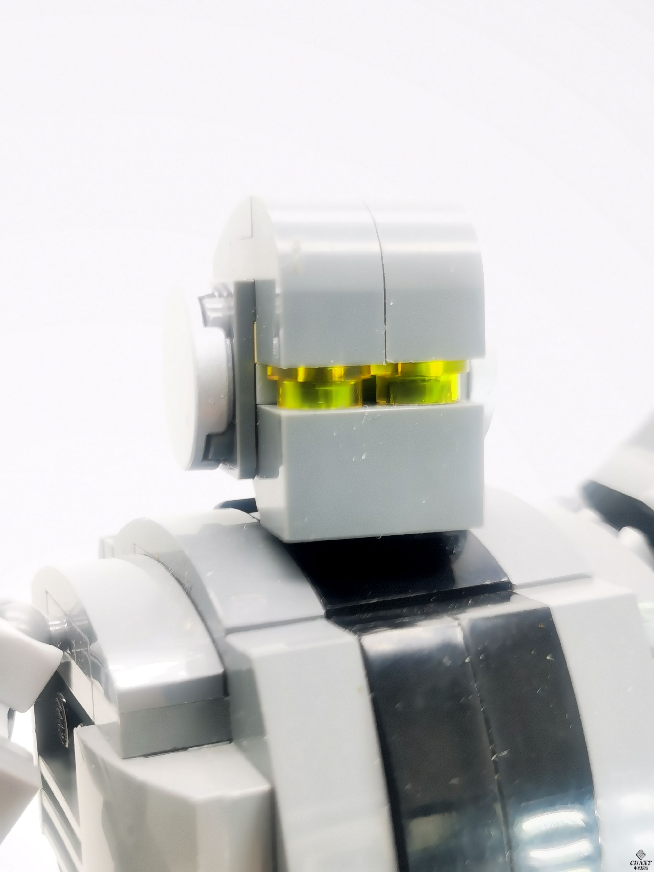 LEGO MOC 铁甲钢拳一号机 v2 05.jpg