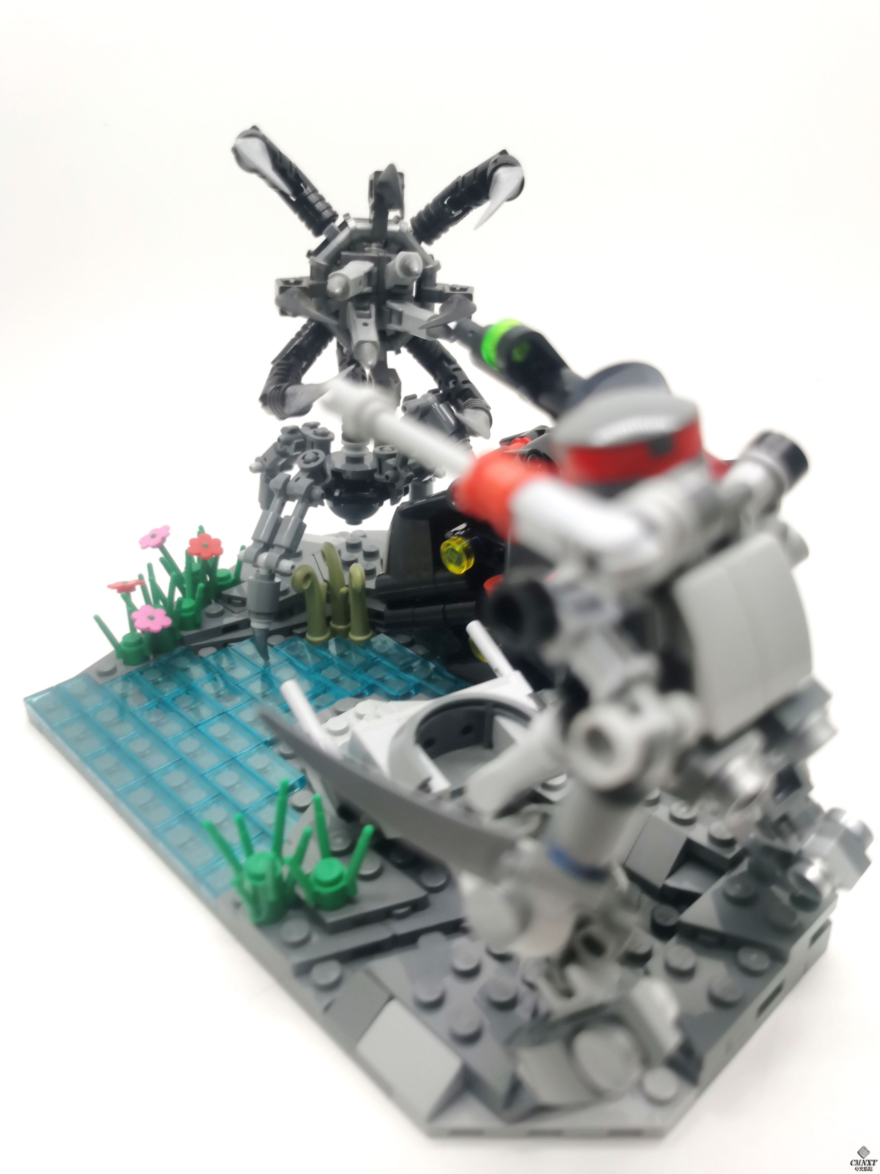 LEGO MOC 食人花的攻击 Attack of the corpse flower 04 small.jpg